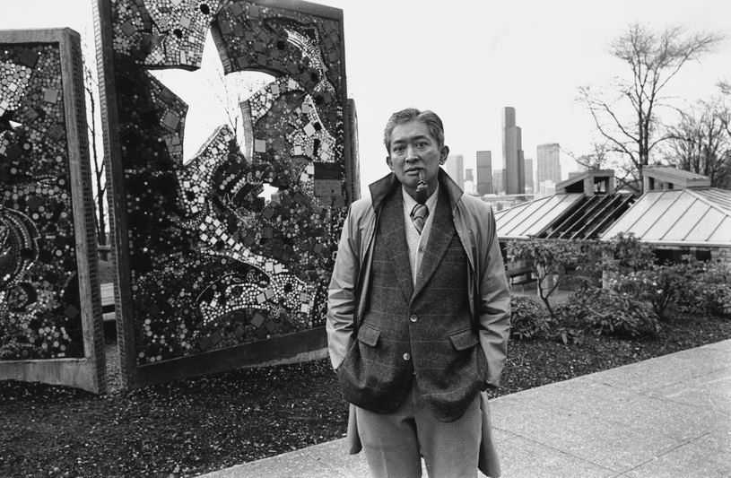 Val Laigo next to his mosaic